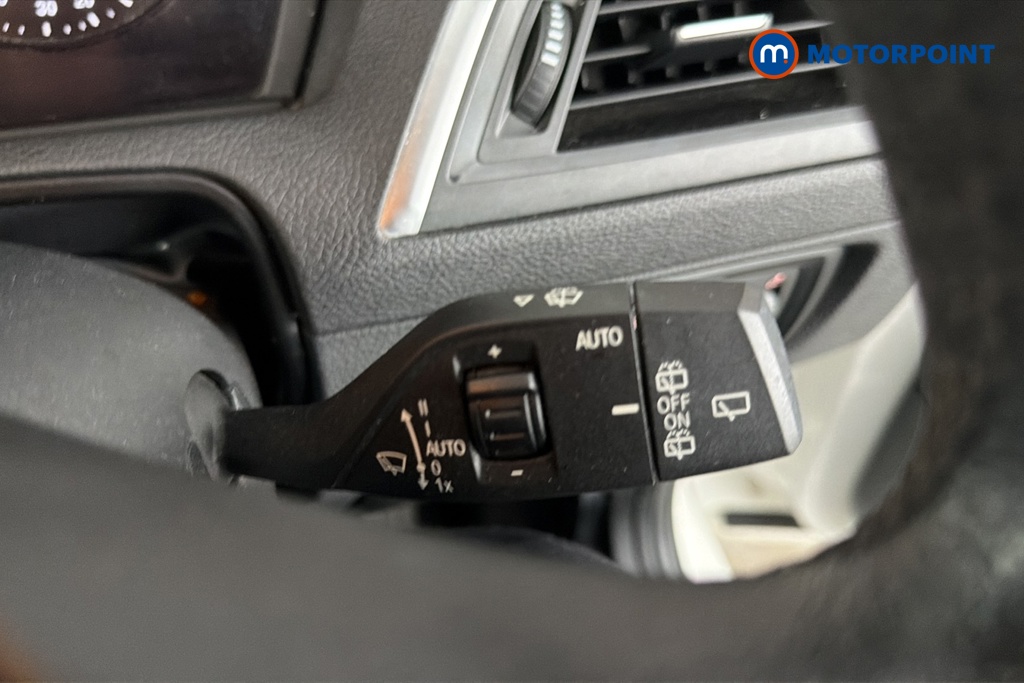 BMW 1 Series Se Business Manual Diesel Hatchback - Stock Number (1657170) - 6th supplementary image