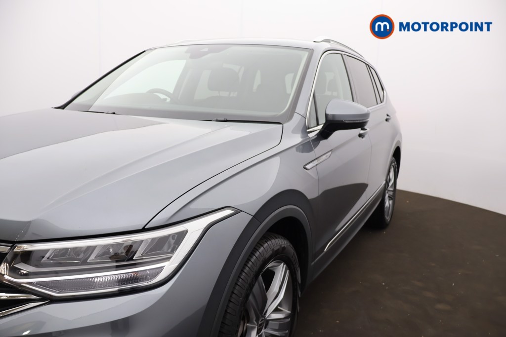 Volkswagen Tiguan Allspace Life Manual Petrol SUV - Stock Number (1659572) - 37th supplementary image