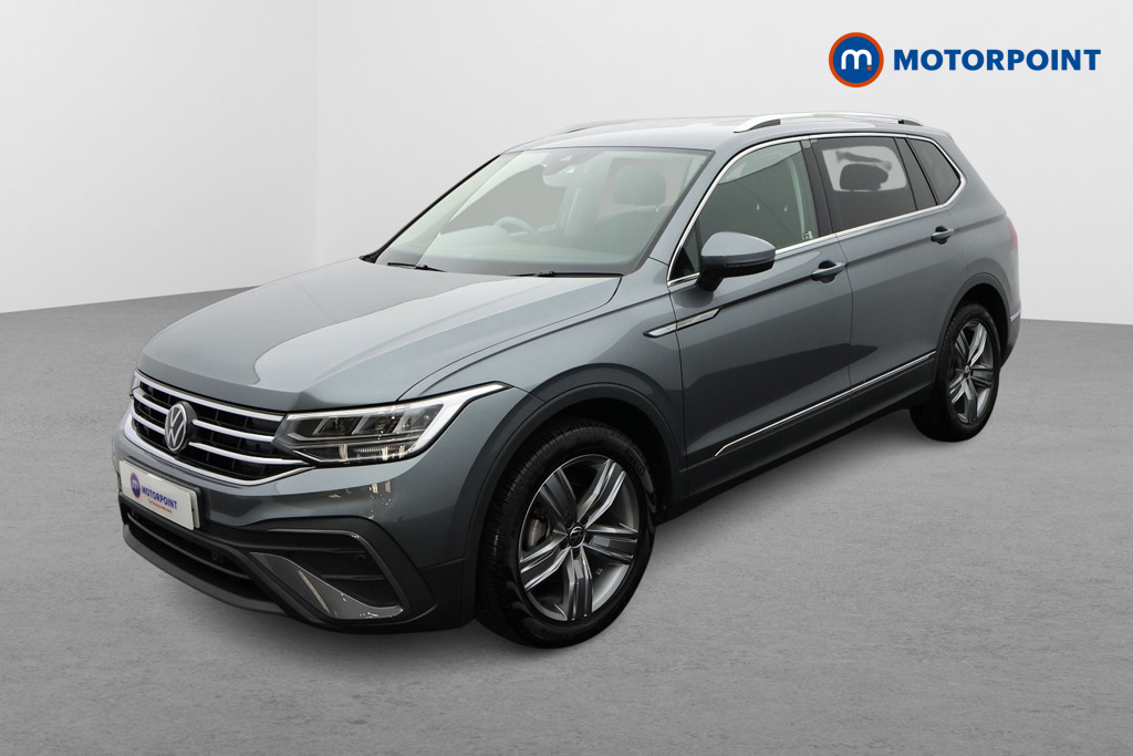 Volkswagen Tiguan Allspace Life Manual Petrol SUV - Stock Number (1659572) - Passenger side front corner