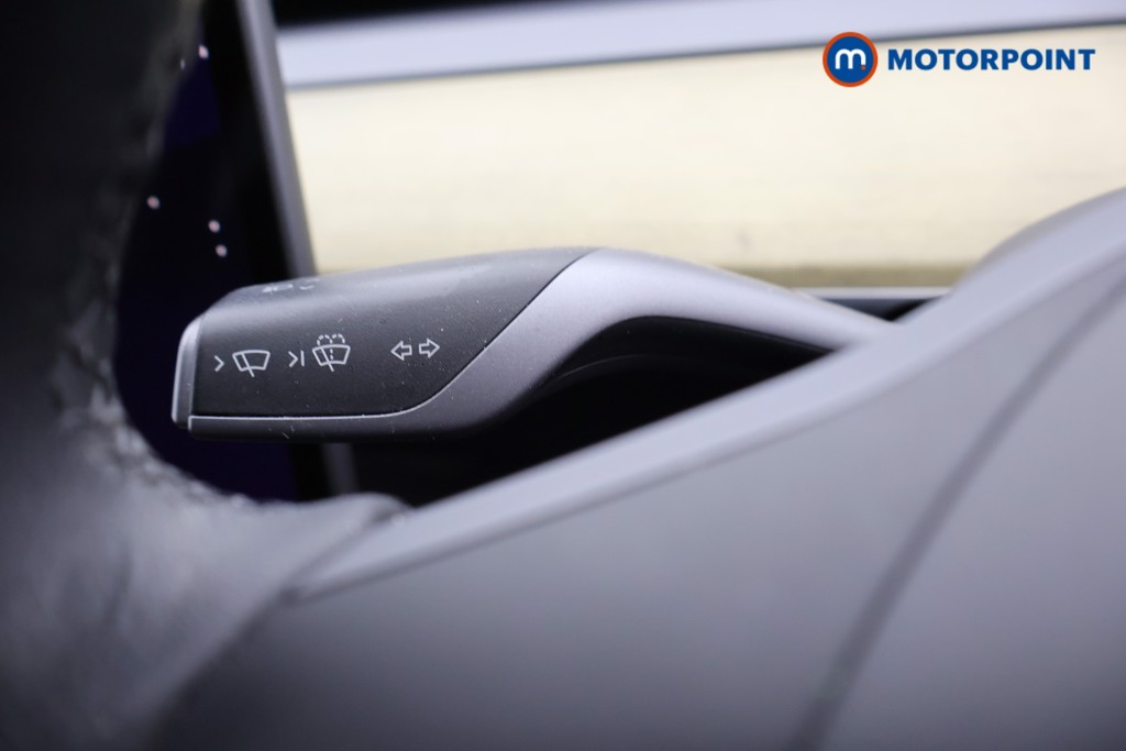 Tesla Model Y Rwd 5Dr Auto Automatic Electric SUV - Stock Number (1660795) - 4th supplementary image