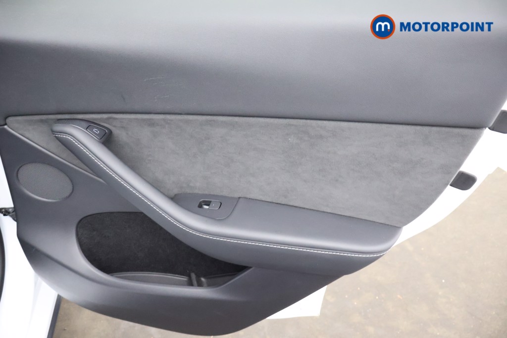 Tesla Model Y Rwd 5Dr Auto Automatic Electric SUV - Stock Number (1660795) - 15th supplementary image