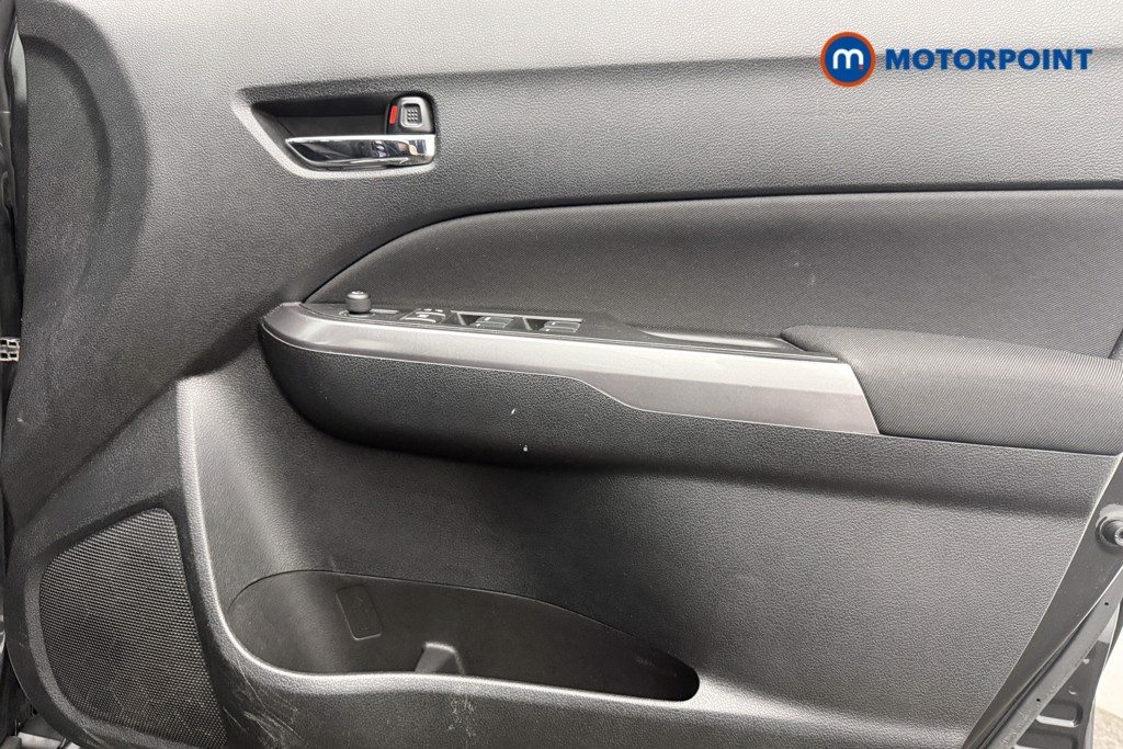 Suzuki Vitara SZ4 Manual Petrol SUV - Stock Number (1662992) - 16th supplementary image
