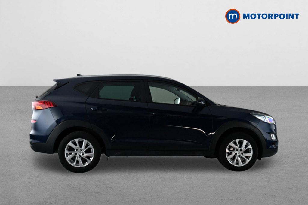 Hyundai Tucson Se Nav Manual Petrol SUV - Stock Number (1664291) - Drivers side