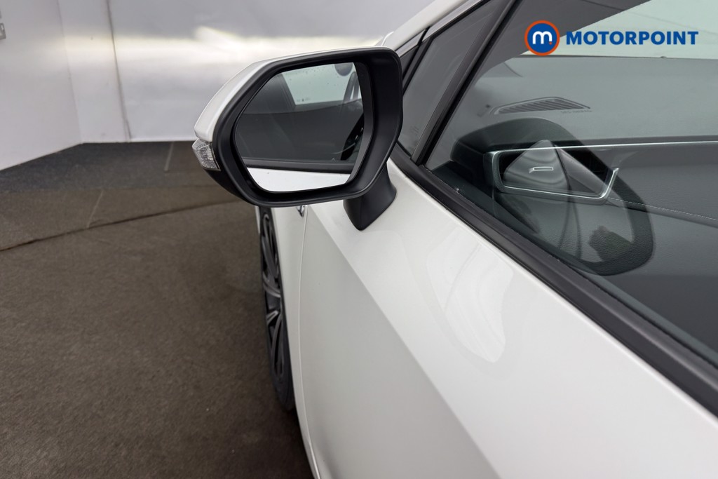Toyota Corolla Design Automatic Petrol-Electric Hybrid Hatchback - Stock Number (1665548) - 30th supplementary image