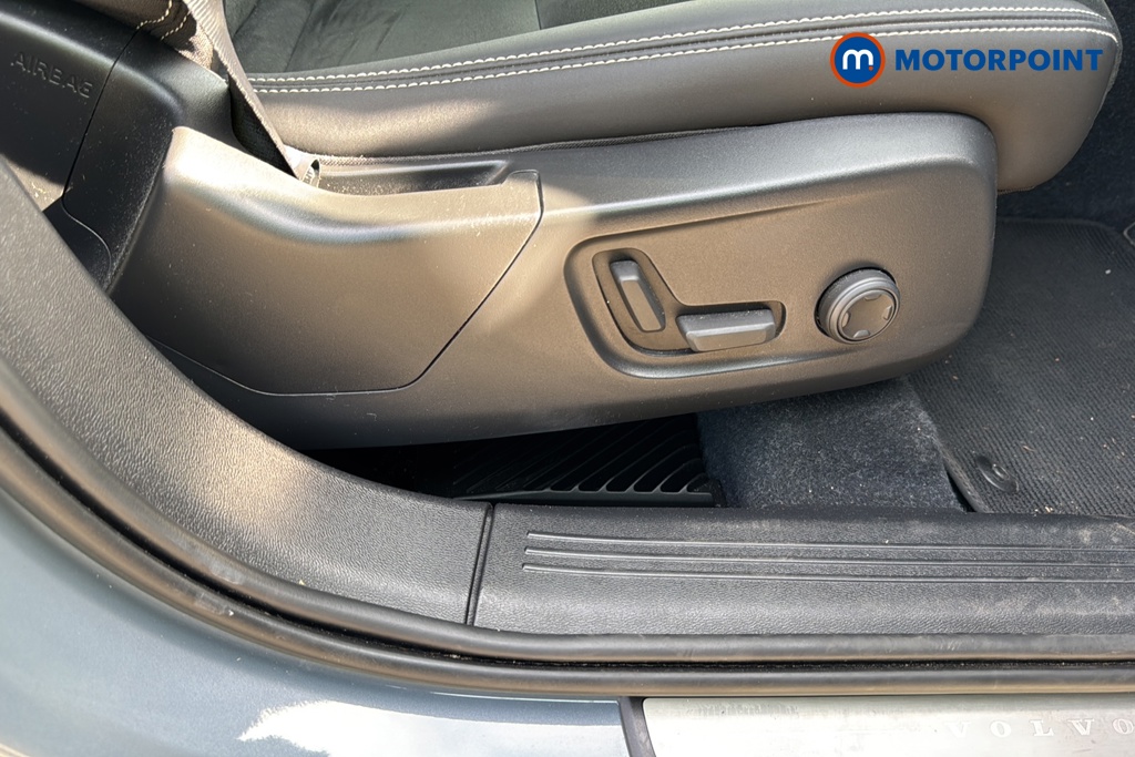 Volvo Xc40 Ultimate Automatic Petrol SUV - Stock Number (1666485) - 23rd supplementary image