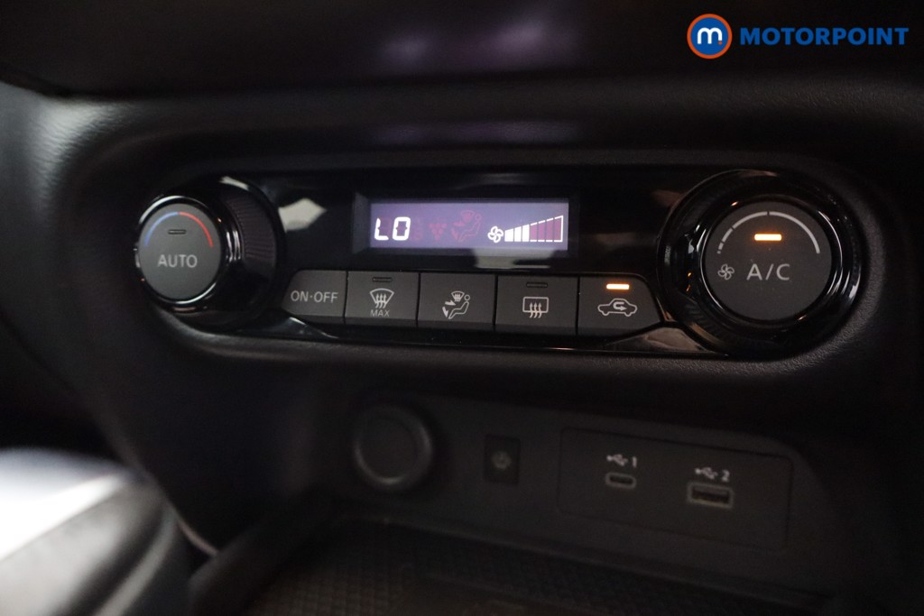 Nissan Juke N-Connecta Automatic Petrol SUV - Stock Number (1667446) - 12th supplementary image