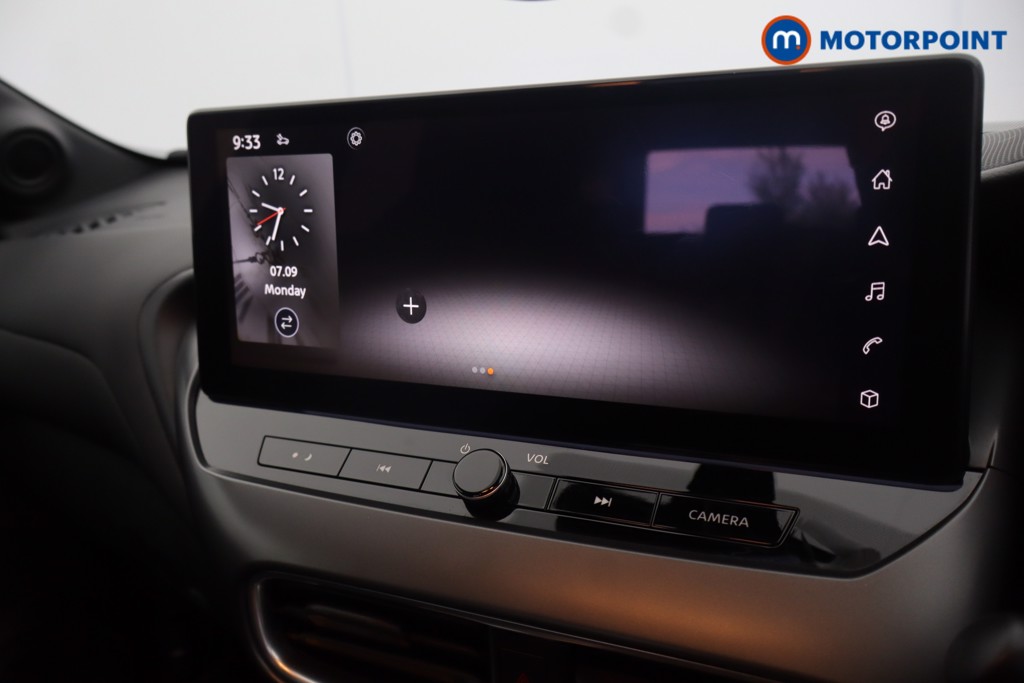 Nissan Juke N-Connecta Automatic Petrol SUV - Stock Number (1667446) - 19th supplementary image