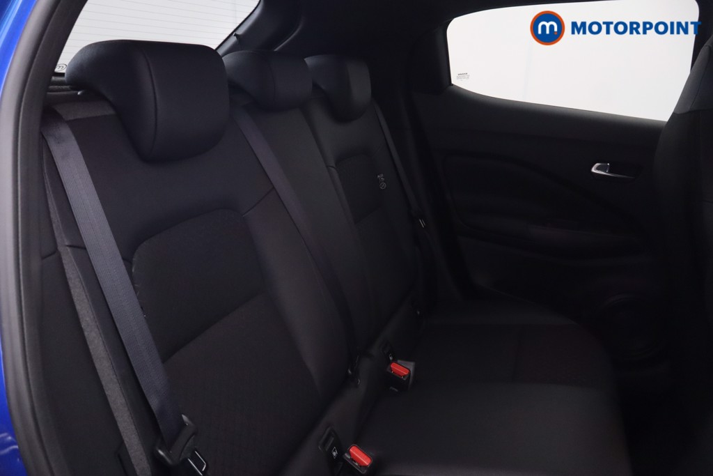 Nissan Juke N-Connecta Automatic Petrol SUV - Stock Number (1667446) - 27th supplementary image