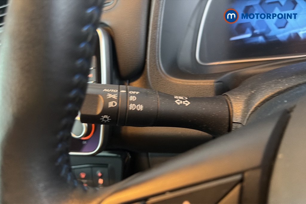 Nissan Leaf N-Connecta Automatic Electric Hatchback - Stock Number (1668060) - 5th supplementary image