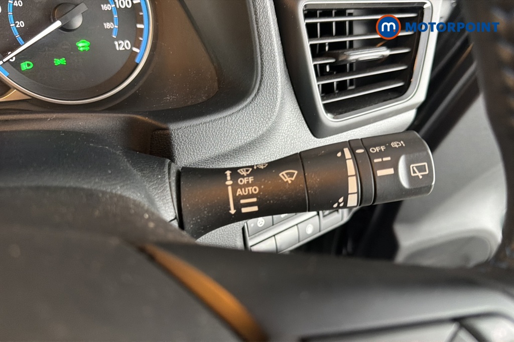 Nissan Leaf N-Connecta Automatic Electric Hatchback - Stock Number (1668060) - 6th supplementary image
