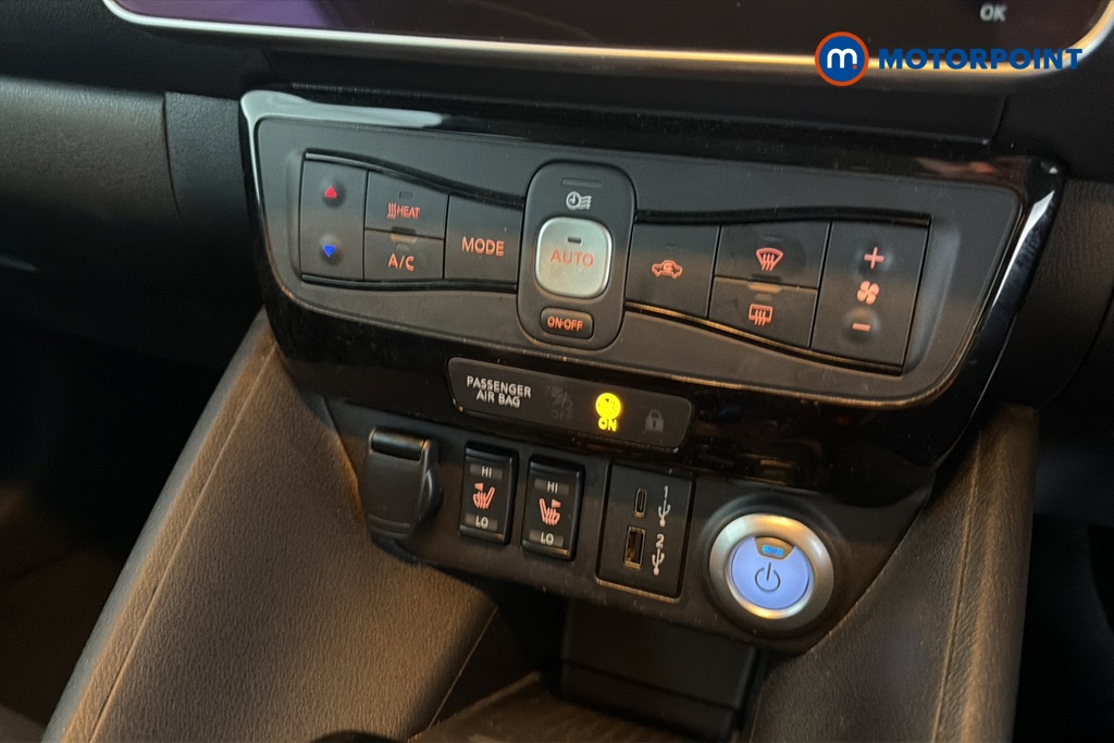Nissan Leaf N-Connecta Automatic Electric Hatchback - Stock Number (1668060) - 12th supplementary image