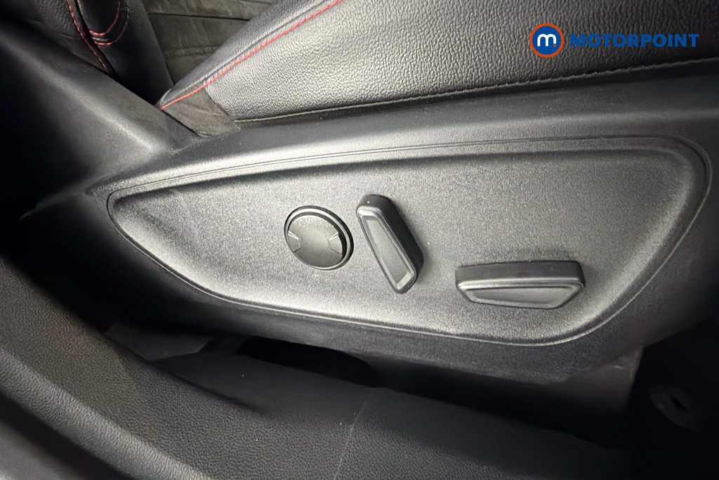 Ford Kuga St-Line Edition Manual Diesel SUV - Stock Number (1668279) - 25th supplementary image
