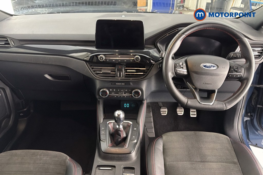 Ford Kuga St-Line Edition Manual Diesel SUV - Stock Number (1668279) - 1st supplementary image