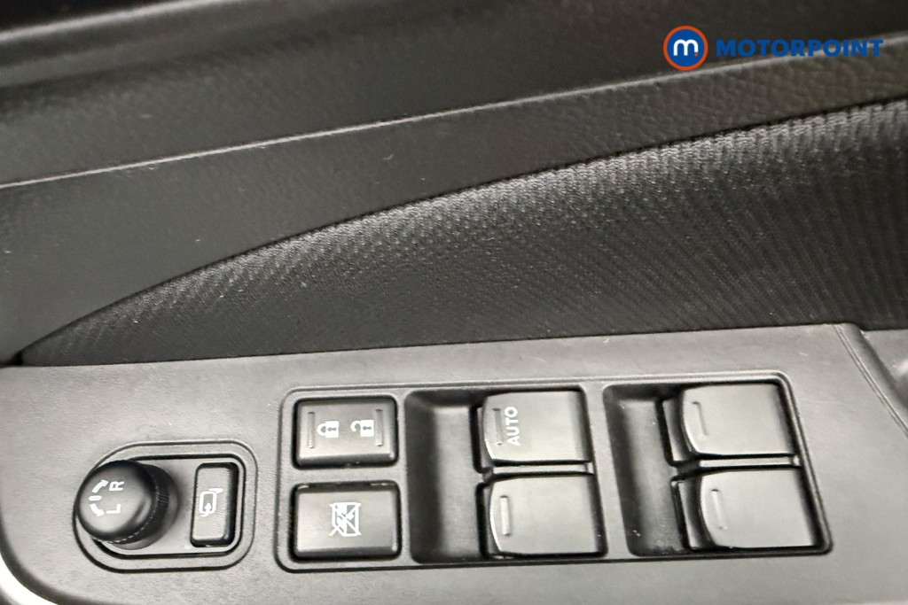 Suzuki Swift SZ5 Manual Petrol Hatchback - Stock Number (1668418) - 17th supplementary image