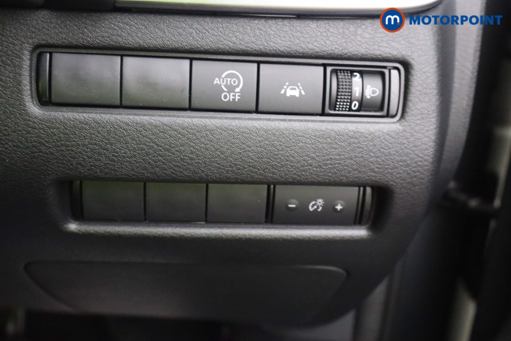 Nissan Qashqai Acenta Premium Manual Petrol SUV - Stock Number (1669126) - 12th supplementary image