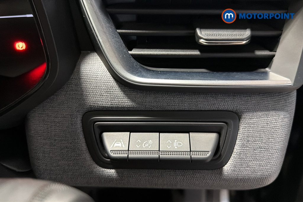 Renault Clio Evolution Manual Petrol Hatchback - Stock Number (1669808) - 11th supplementary image