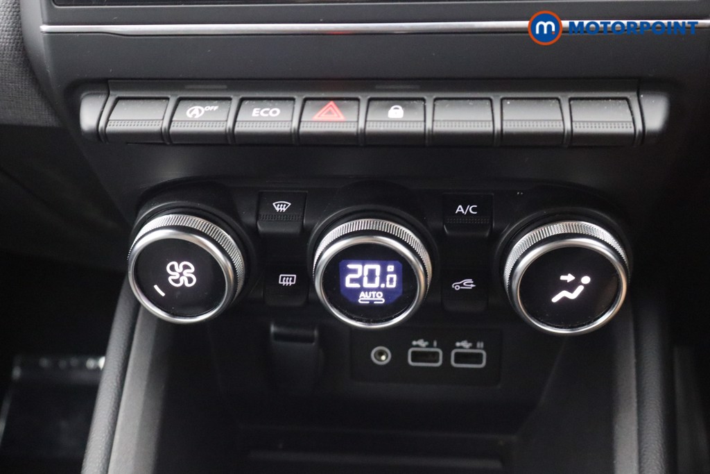Renault Clio Evolution Manual Petrol Hatchback - Stock Number (1669883) - 10th supplementary image