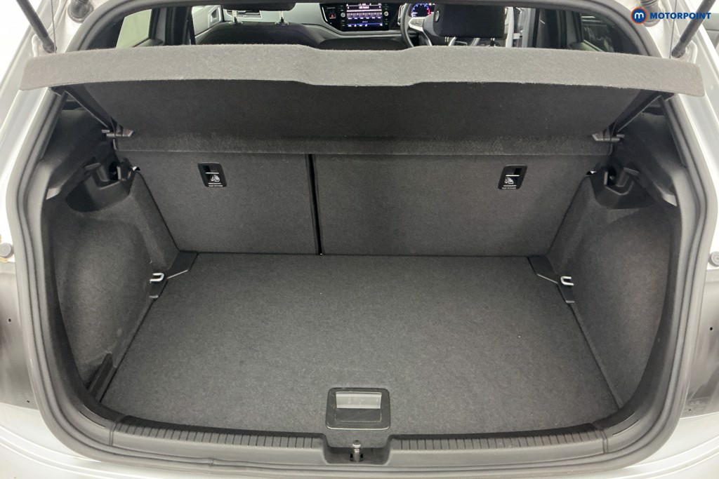Volkswagen Polo R-Line Manual Petrol Hatchback - Stock Number (1670171) - 3rd supplementary image