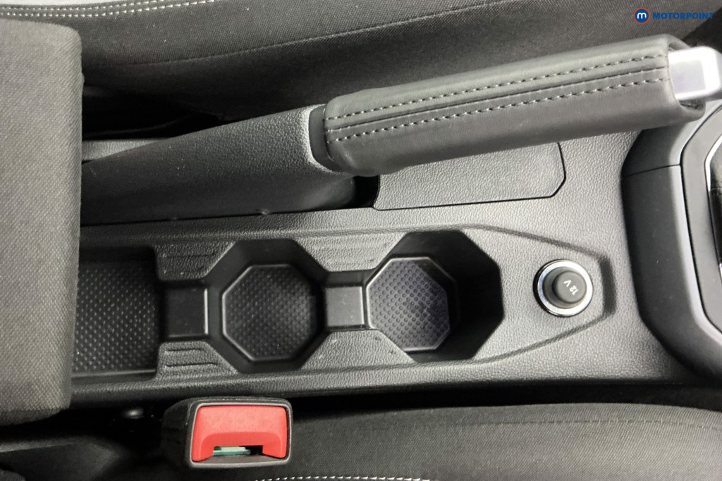 Volkswagen Polo R-Line Manual Petrol Hatchback - Stock Number (1670171) - 14th supplementary image