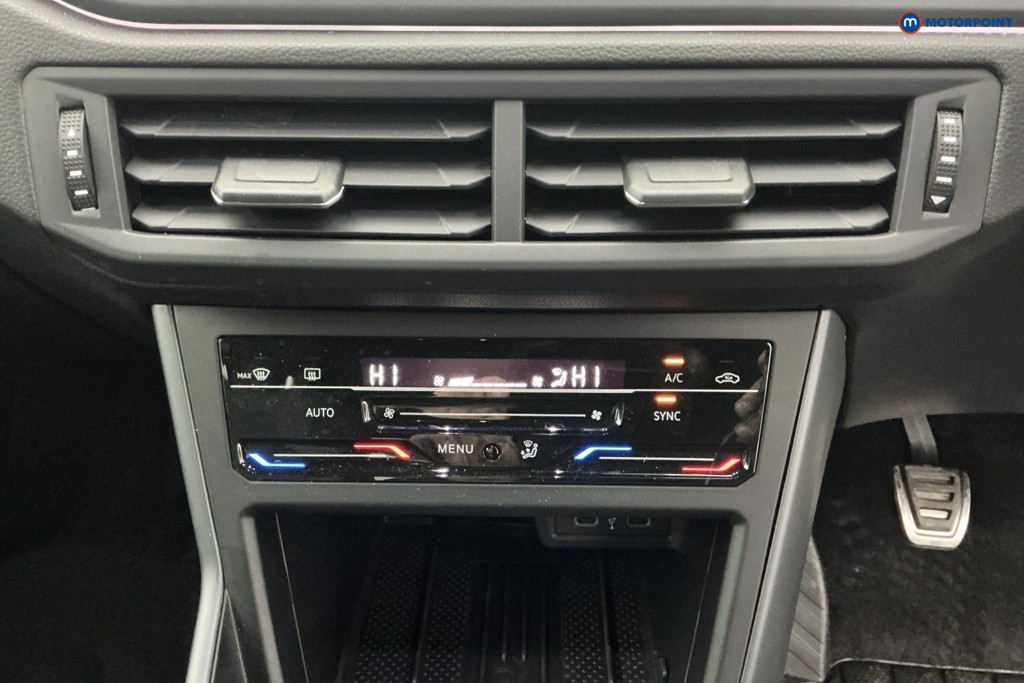 Volkswagen Polo R-Line Manual Petrol Hatchback - Stock Number (1670171) - 17th supplementary image