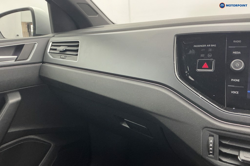Volkswagen Polo R-Line Manual Petrol Hatchback - Stock Number (1670171) - 18th supplementary image