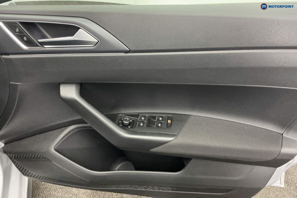Volkswagen Polo R-Line Manual Petrol Hatchback - Stock Number (1670171) - 24th supplementary image