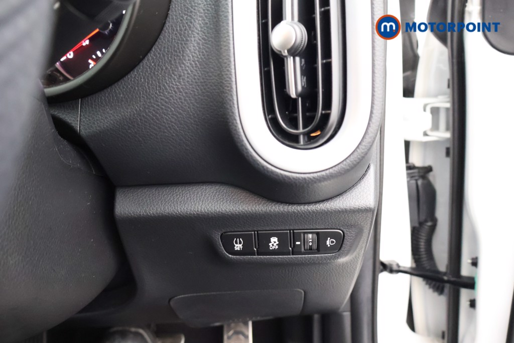 KIA Picanto X-Line S Automatic Petrol Hatchback - Stock Number (1671284) - 7th supplementary image
