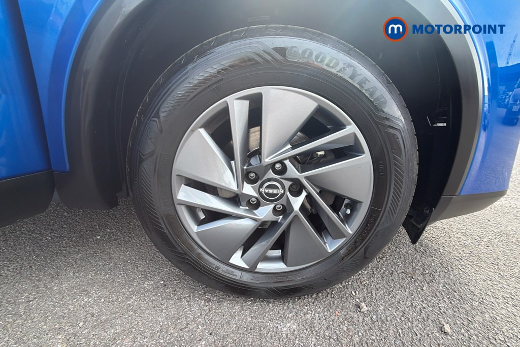 Nissan Qashqai Acenta Premium Manual Petrol SUV - Stock Number (1672287) - 27th supplementary image
