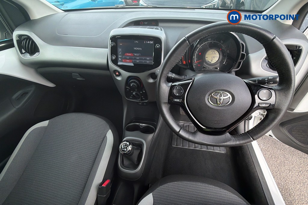 Toyota Aygo X-Play Manual Petrol Hatchback - Stock Number (1672348) - 4th supplementary image