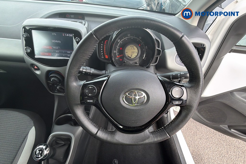 Toyota Aygo X-Play Manual Petrol Hatchback - Stock Number (1672348) - 5th supplementary image