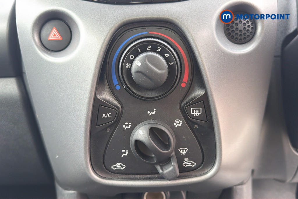 Toyota Aygo X-Play Manual Petrol Hatchback - Stock Number (1672348) - 13th supplementary image