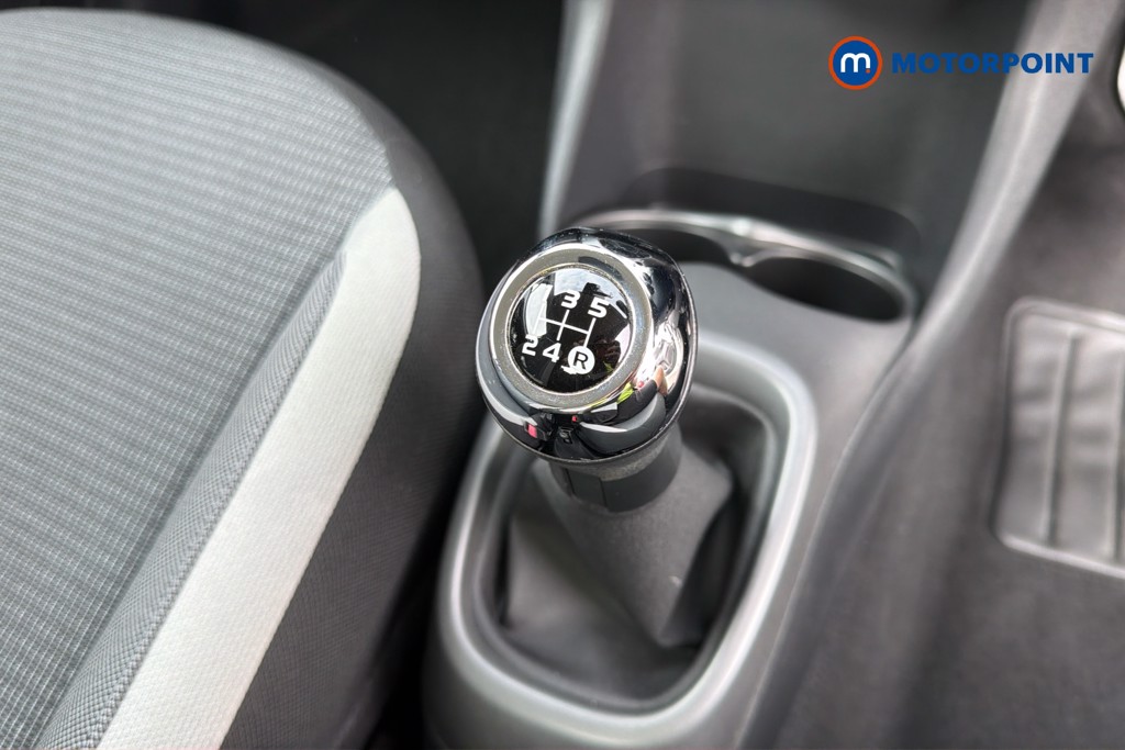 Toyota Aygo X-Play Manual Petrol Hatchback - Stock Number (1672348) - 16th supplementary image