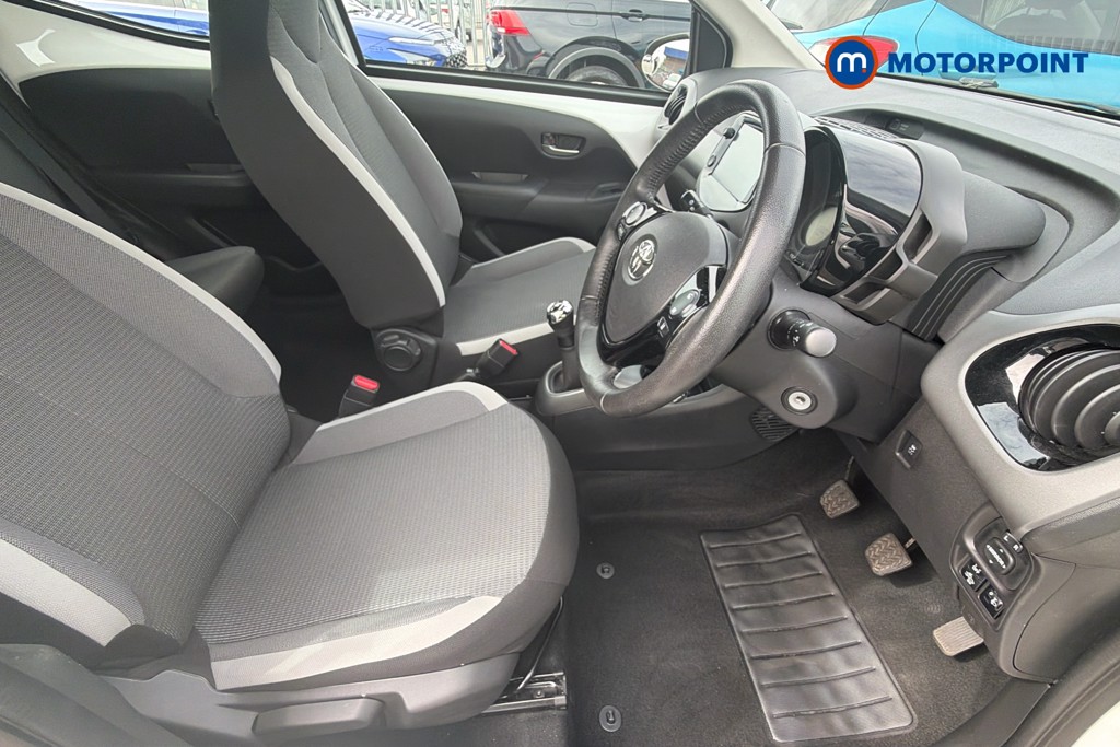 Toyota Aygo X-Play Manual Petrol Hatchback - Stock Number (1672348) - 18th supplementary image