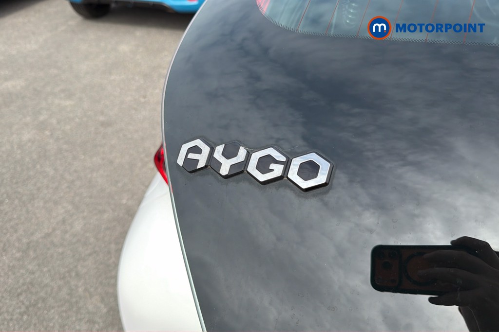 Toyota Aygo X-Play Manual Petrol Hatchback - Stock Number (1672348) - 25th supplementary image