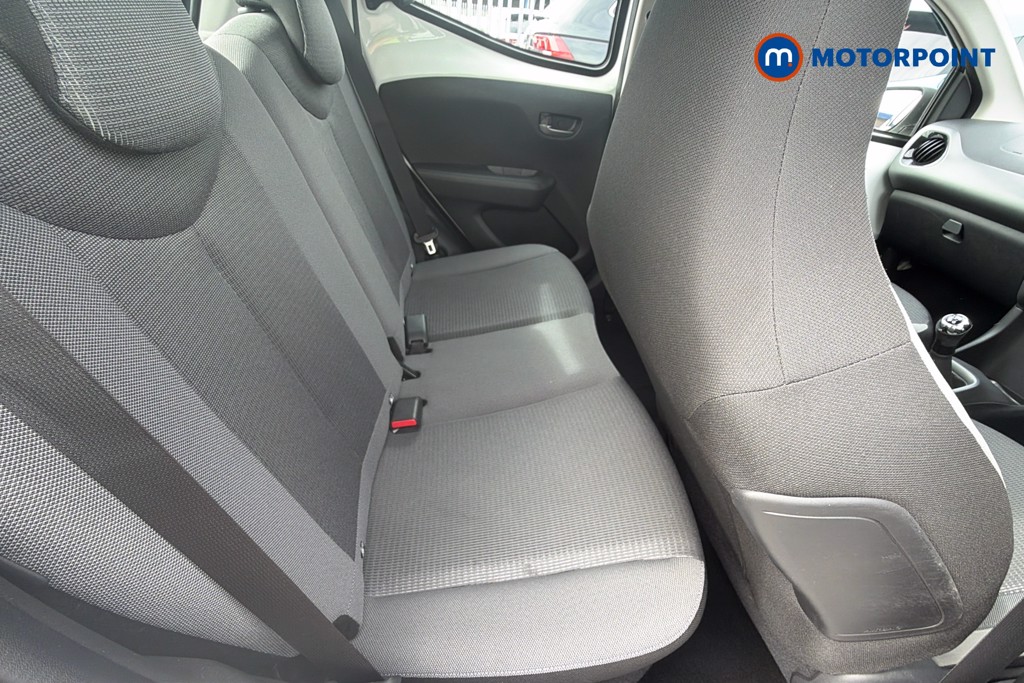 Toyota Aygo X-Play Manual Petrol Hatchback - Stock Number (1672348) - 32nd supplementary image