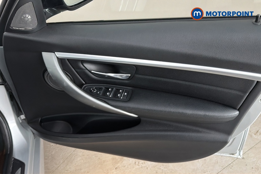 BMW 3 Series M Sport Shadow Edition Automatic Diesel Saloon - Stock Number (1672458) - 18th supplementary image
