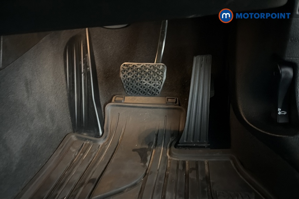 BMW 3 Series M Sport Shadow Edition Automatic Diesel Saloon - Stock Number (1672458) - 24th supplementary image