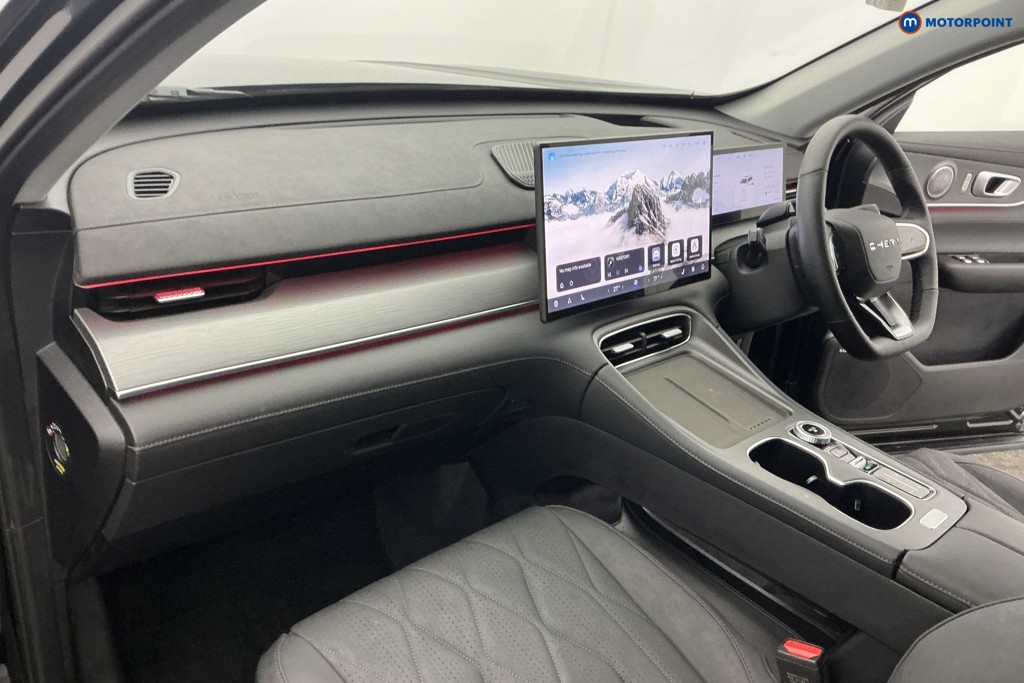 Chery Tiggo 8 Summit Automatic Petrol Plug-In Hybrid SUV - Stock Number (1672679) - 9th supplementary image