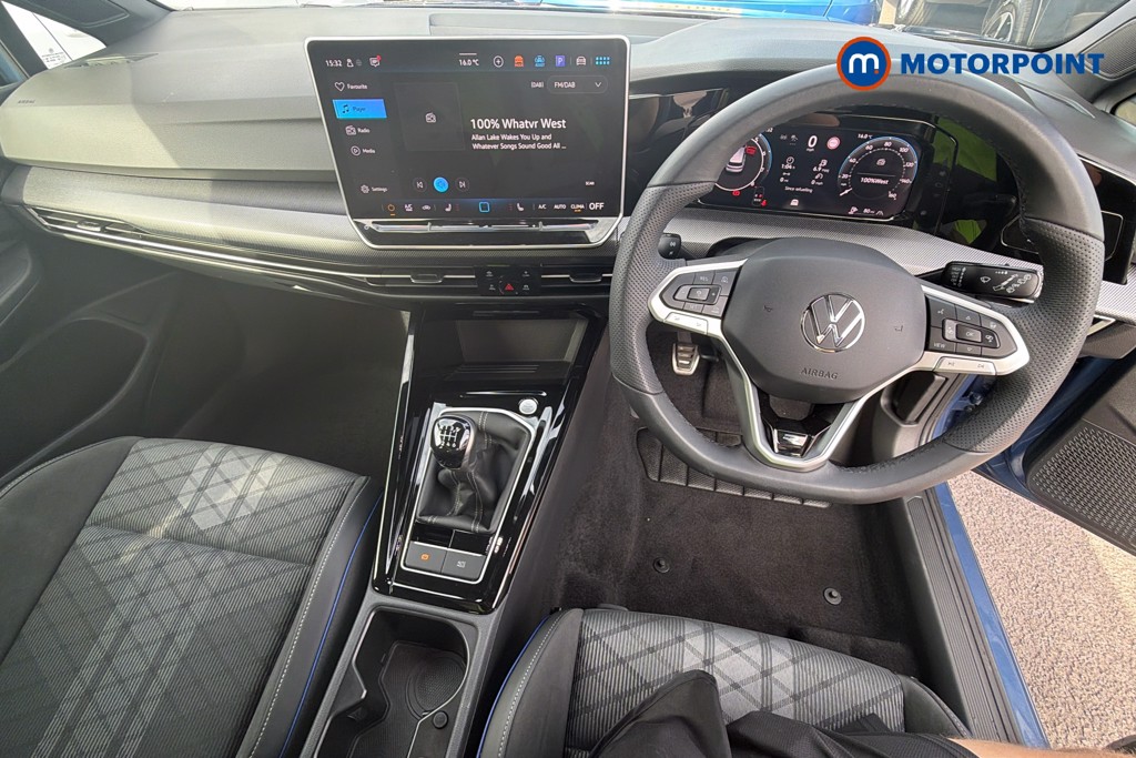 Volkswagen Golf Black Edition Manual Petrol Hatchback - Stock Number (1673580) - 5th supplementary image