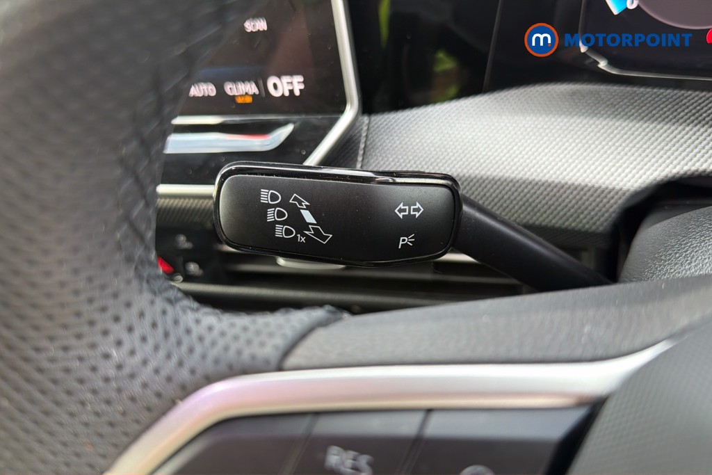 Volkswagen Golf Black Edition Manual Petrol Hatchback - Stock Number (1673580) - 11th supplementary image