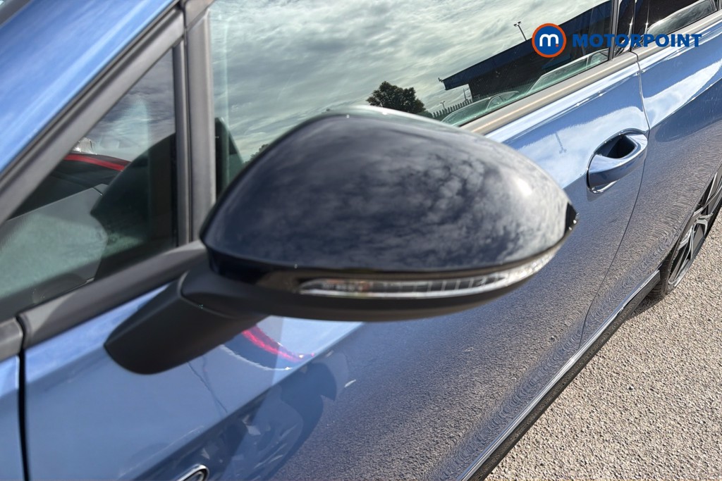 Volkswagen Golf Black Edition Manual Petrol Hatchback - Stock Number (1673580) - 19th supplementary image