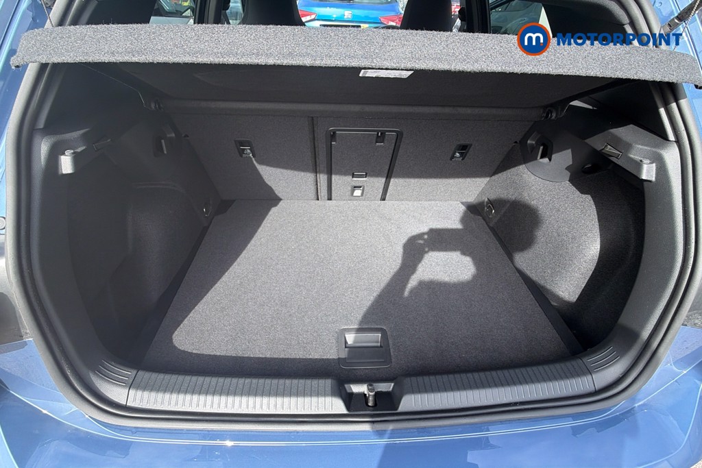 Volkswagen Golf Black Edition Manual Petrol Hatchback - Stock Number (1673580) - 21st supplementary image