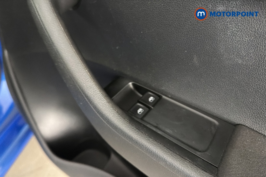 Skoda Fabia Colour Edition Manual Petrol Hatchback - Stock Number (1673636) - 19th supplementary image