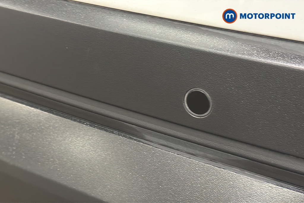 Volkswagen Taigo Life Manual Petrol SUV - Stock Number (1673790) - 39th supplementary image