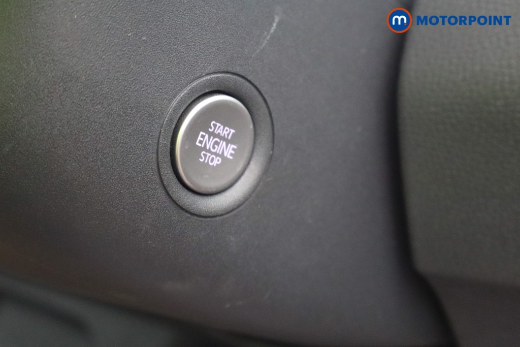 Volkswagen Id.3 Max Pro Automatic Electric Hatchback - Stock Number (1673916) - 17th supplementary image