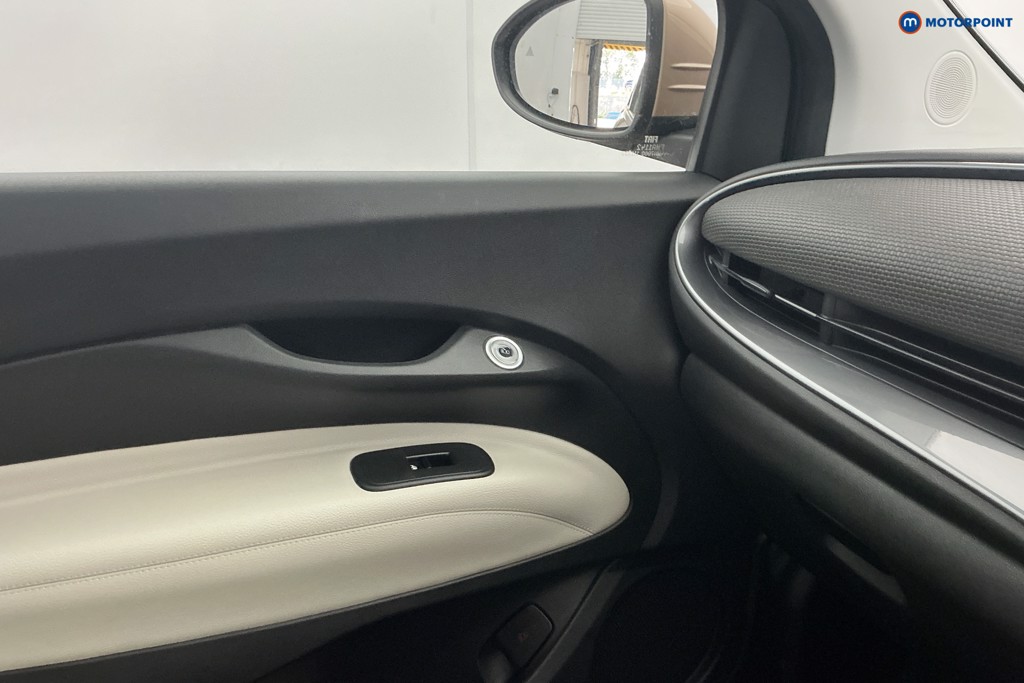 Fiat 500 La Prima Automatic Electric Hatchback - Stock Number (1674060) - 19th supplementary image