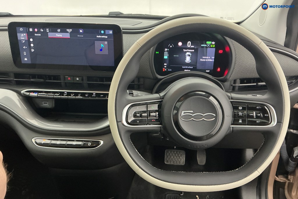 Fiat 500 La Prima Automatic Electric Hatchback - Stock Number (1674060) - 1st supplementary image