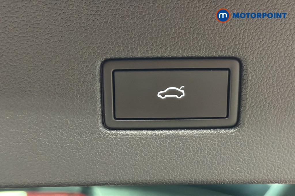 Volkswagen Tiguan R-Line Automatic Petrol SUV - Stock Number (1674339) - 1001st supplementary image