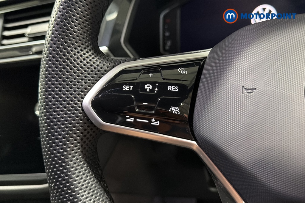 Volkswagen Tiguan R-Line Automatic Petrol SUV - Stock Number (1674339) - 4th supplementary image