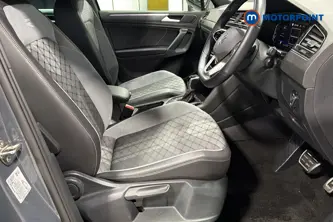 Volkswagen Tiguan R-Line Automatic Petrol SUV - Stock Number (1674339) - 22nd supplementary image